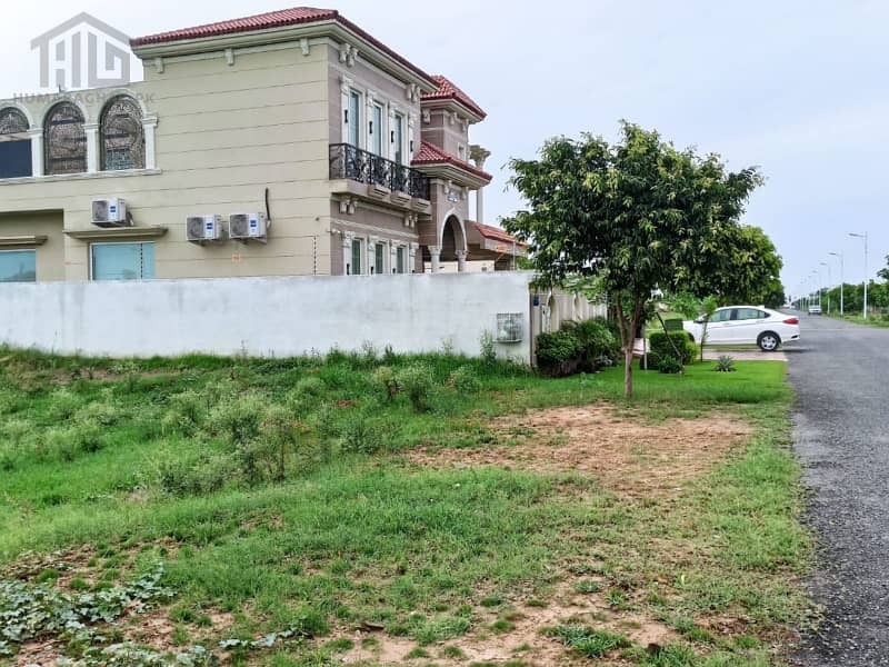 Investor Rate Plot For Sale DHA 9 Town One Call Deal 0