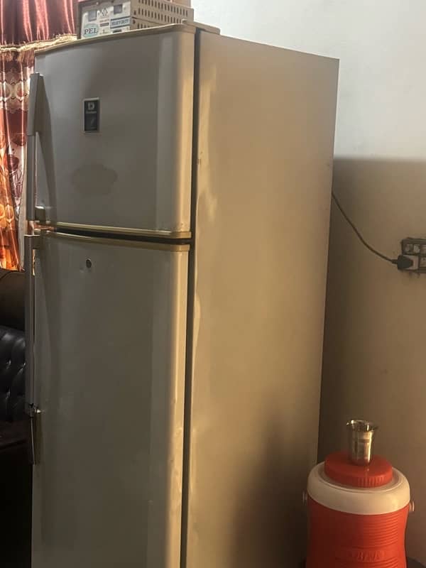 Dawlance Large Size 2 Doors Refrigerator/Fridge for Sale 7