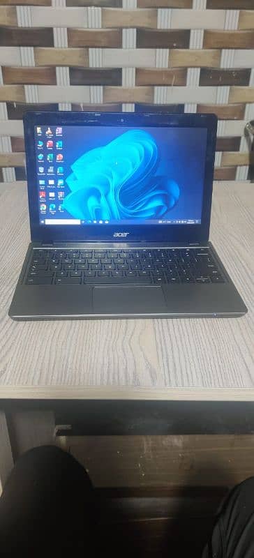 Acer 4gb 128gb chromebook or laptop c720 0