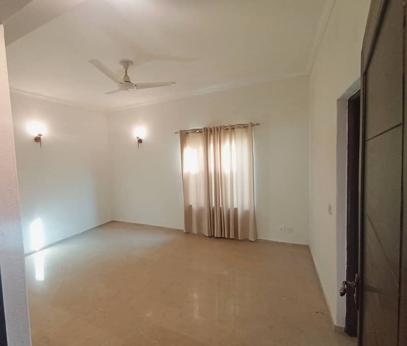 Upper Portion 01 Kanal Modern House For Rent In DHA Phase 1 Lahore. 5