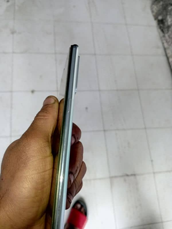 oppo f15 mobile ha all ok ha koi masla ni ha 1