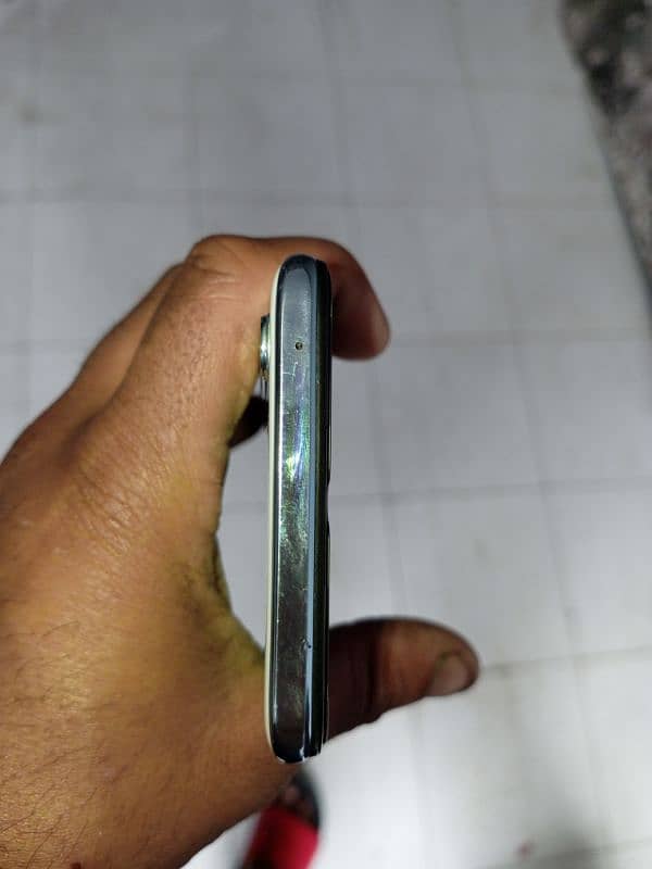 oppo f15 mobile ha all ok ha koi masla ni ha 2