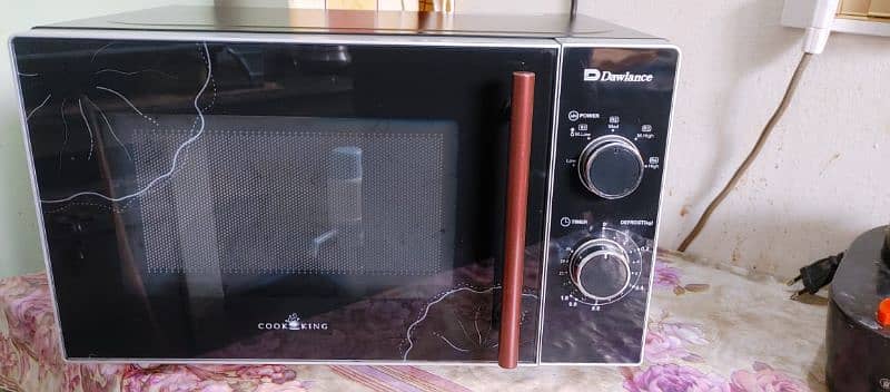 microwave oven like new for sale 0