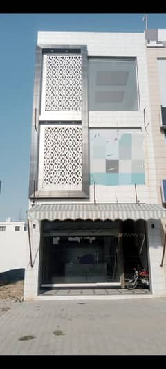 3 MARLA COMMERCIAL PLAZA (GROUND + TWO FLOOR) WITH 30 FEET CAR PARKING ON MAIN 80 FEET ROAD IN AL KABIR TOWN PHASE 2 BLOCK USMAN