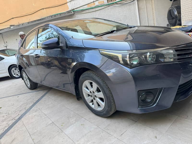 Toyota Corolla Altis CVT-i 1.8 2016 4