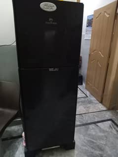 Dawlance Fridge medium size