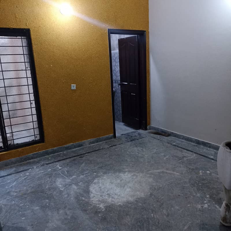 5 MARLA HOUSE FOR SALE AT THE HOT LOCATION OF JOHAR TOWN 1