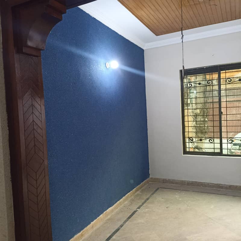 5 MARLA HOUSE FOR SALE AT THE HOT LOCATION OF JOHAR TOWN 9