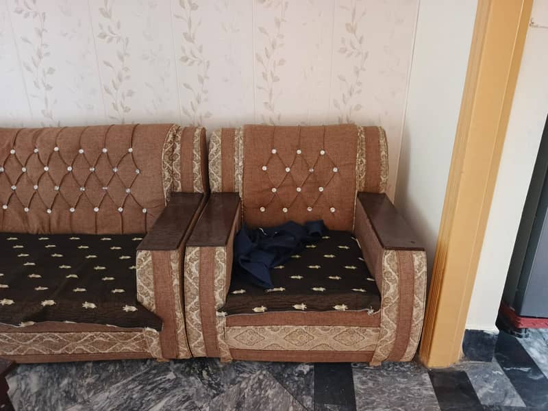 5 Seater Sofa Set. 2