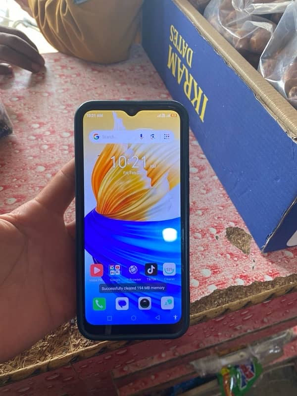 Infinix smart 6 3/64 4