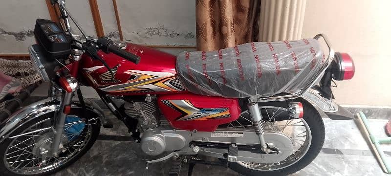 Honda 125. Condition 10/10 6