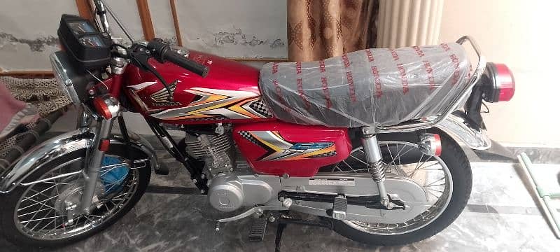 Honda 125. Condition 10/10 7