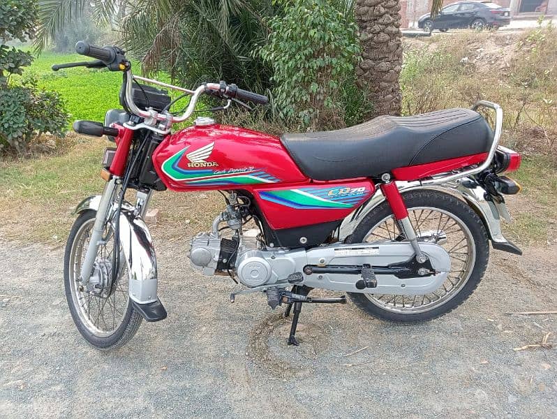 Honda cd 70 lush condition (only call) 9