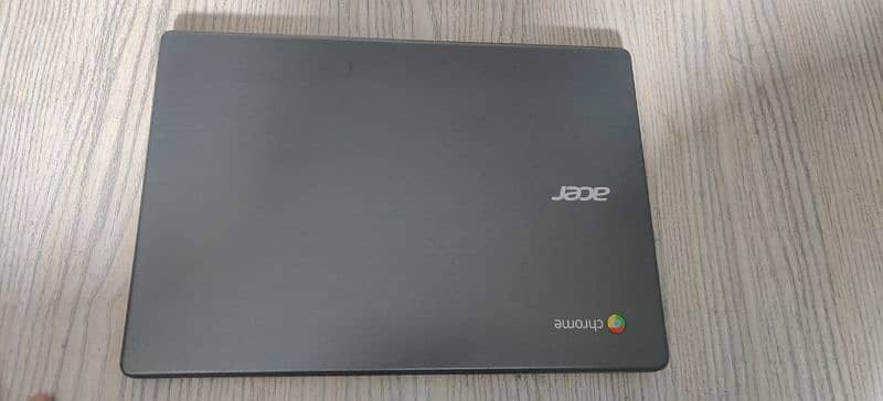 Acer chromebook or laptop c740 1