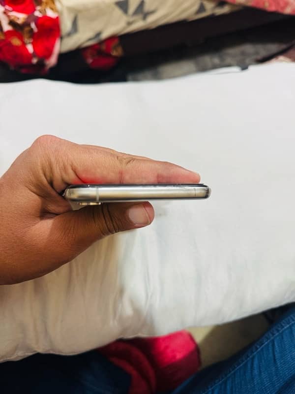 iphone xsmax 64gb Foctory unblock zong sim working 3