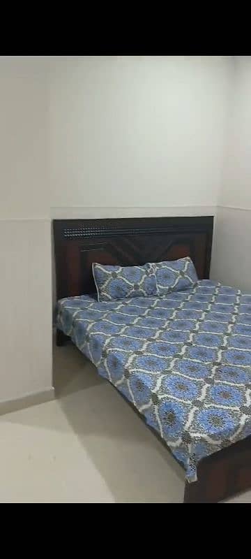 1 Bed Apartment Non-Furnished Bahria Town Phase-1 2