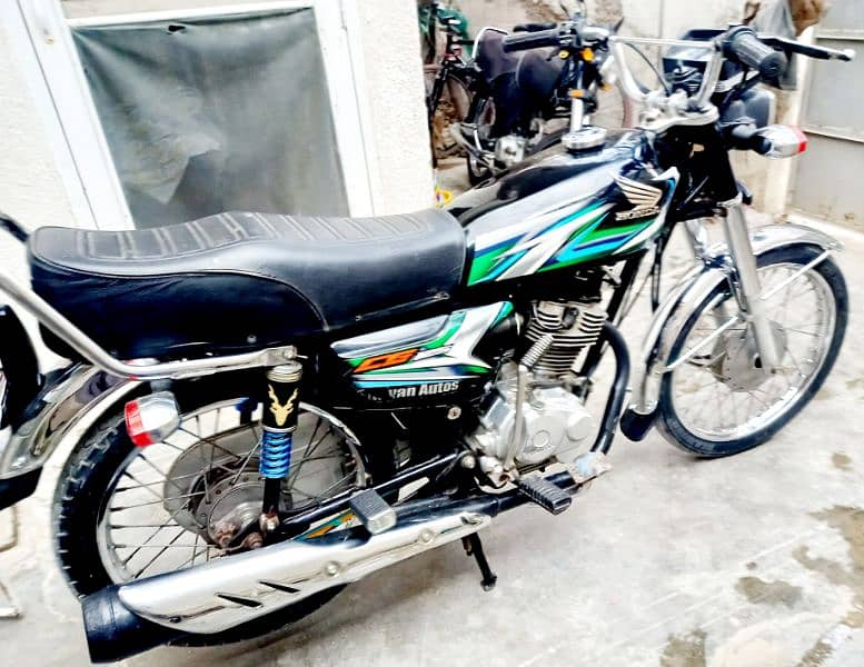 Honda 125 2022 4