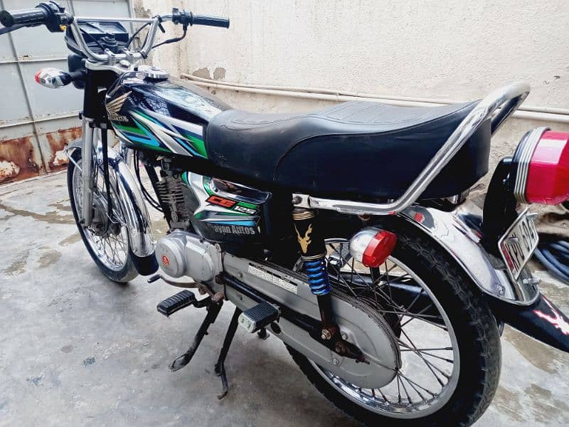 Honda 125 2022 10