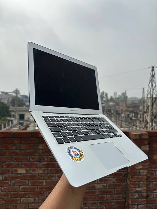 Macbook Air Mid 2013 1