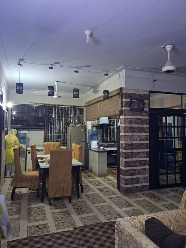 Double Storey 240 Square Yards House Available In Gulshan-e-Iqbal - Block 3 For sale 8