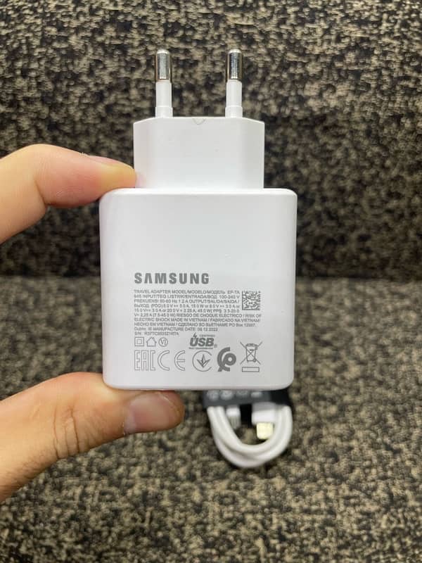 SAMSUNG S25 ULTRA KA 100% ORIGINAL CHARGER HY 1