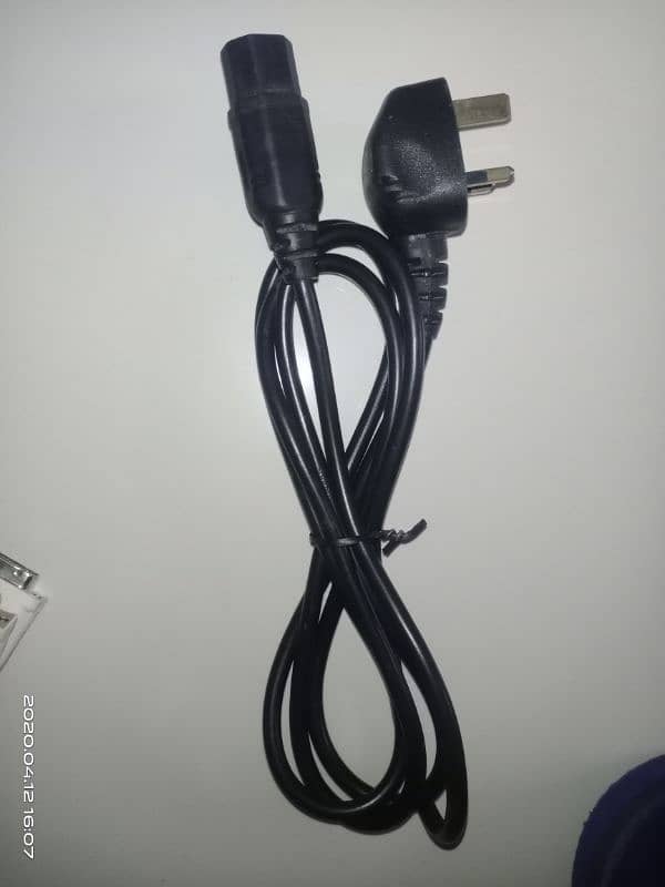 POWER SUPPLY CABLES 11