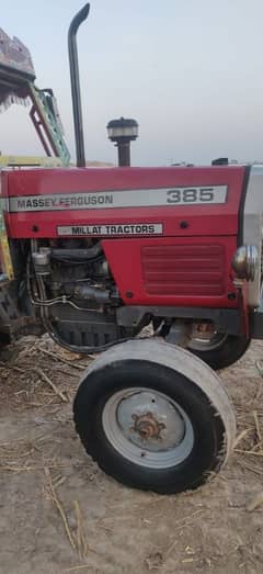 Massey Ferguson 385