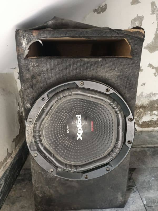 Sony woofer +amplifier 0