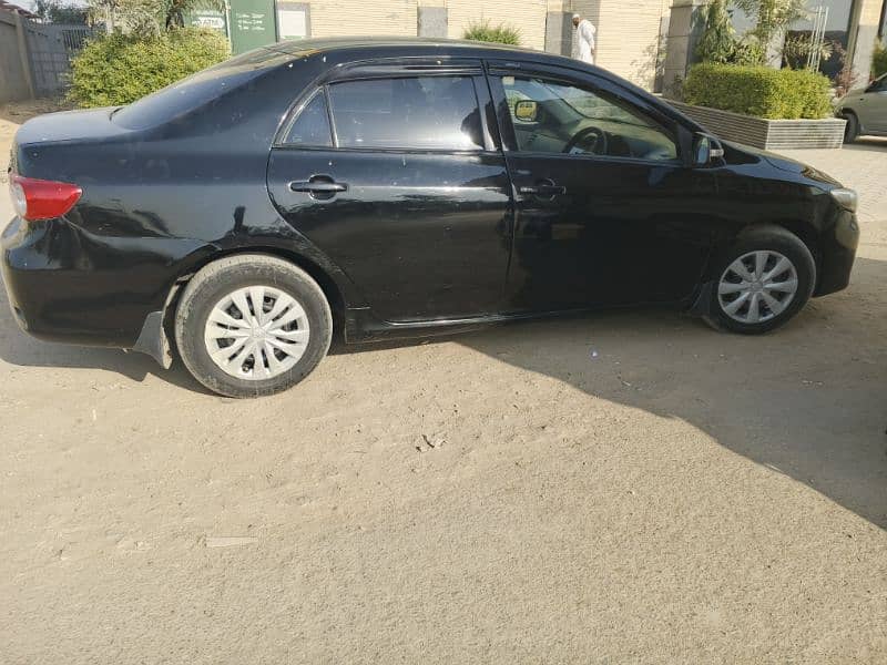 Toyota Corolla XLI 2014 3