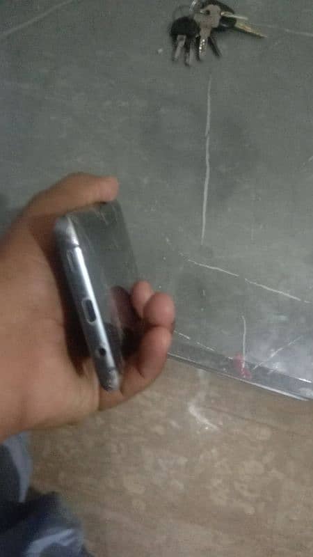 I'm silng my phone Samsung Galaxy S9 plus panel not working 2