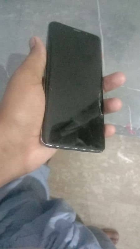 I'm silng my phone Samsung Galaxy S9 plus panel not working 4