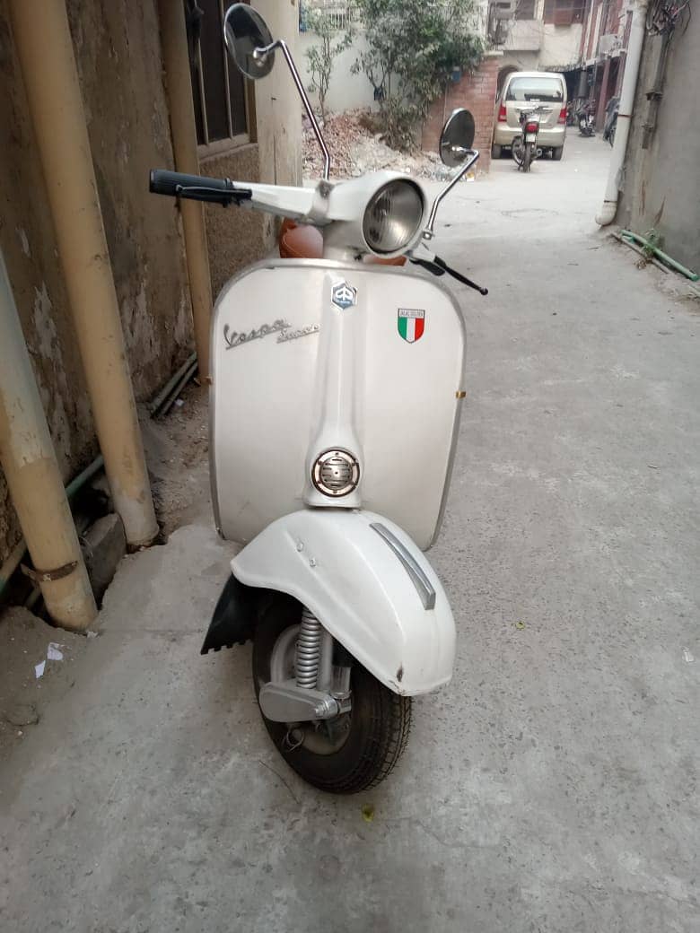 Vespa scooter 1968 1