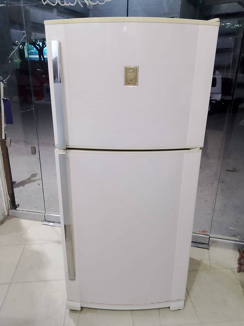 Dawlance fridge  large  size (0306=4462/443) topclassset 1