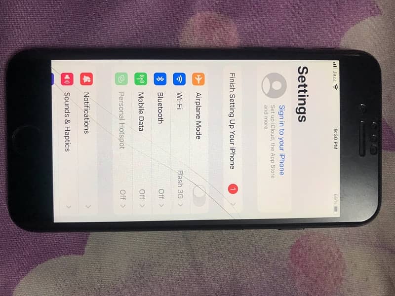 iphone 7 Black | 32GB | Factory unlock | PTA Approved 6