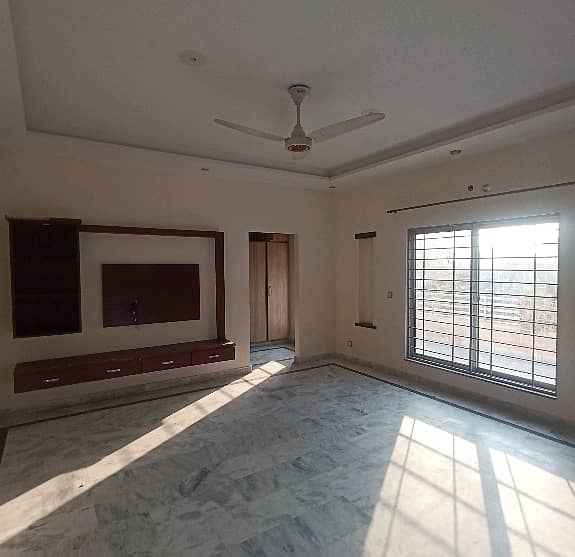 Ideal 1 Kanal Upper Portion Has Landed On Market In Cantt, Cantt 4