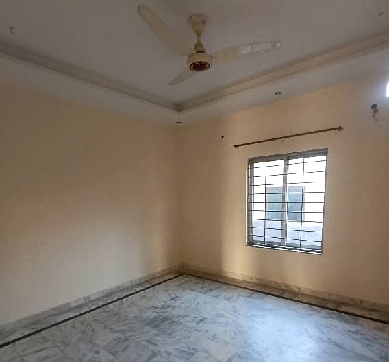 Ideal 1 Kanal Upper Portion Has Landed On Market In Cantt, Cantt 7