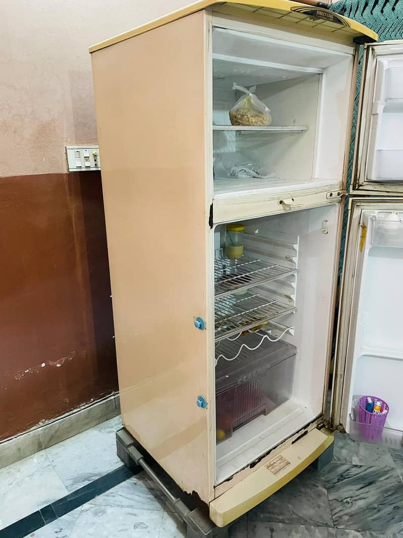 Medium Size Waves Refrigerator (Urgent Sale) 2