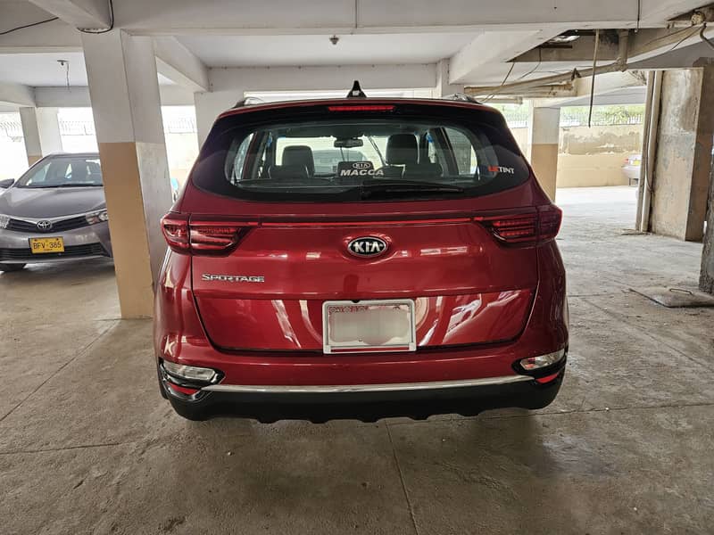 KIA Sportage 2021 FWD 2