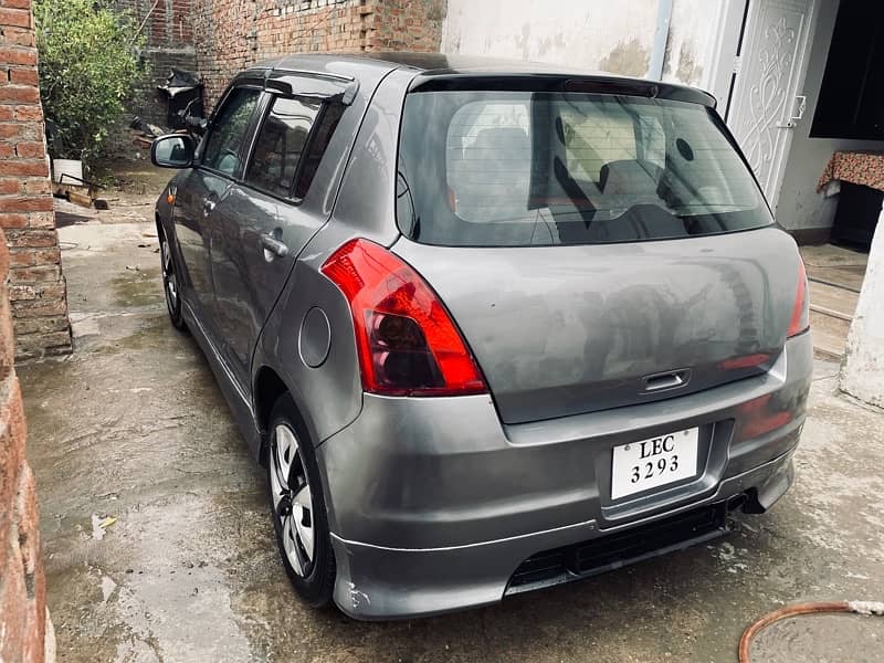 Suzuki Swift 2011 0