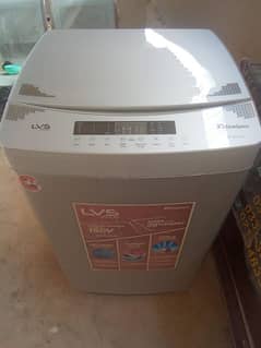 Dawlance fully automatic washing machine 10kg  (touch system )