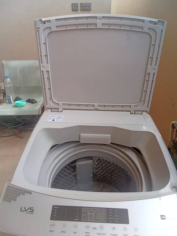 Dawlance fully automatic washing machine 10kg  (touch system ) 4