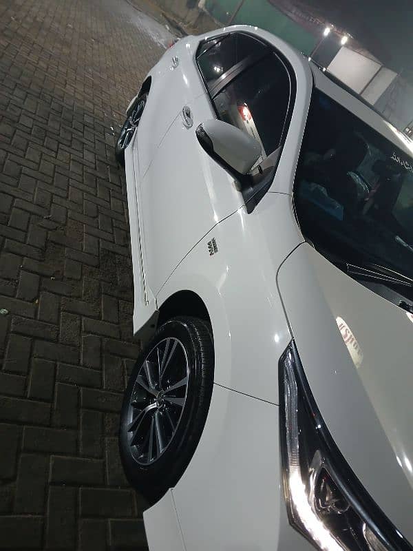 Toyota Corolla Altis Special Edition 1.6X 2022 4