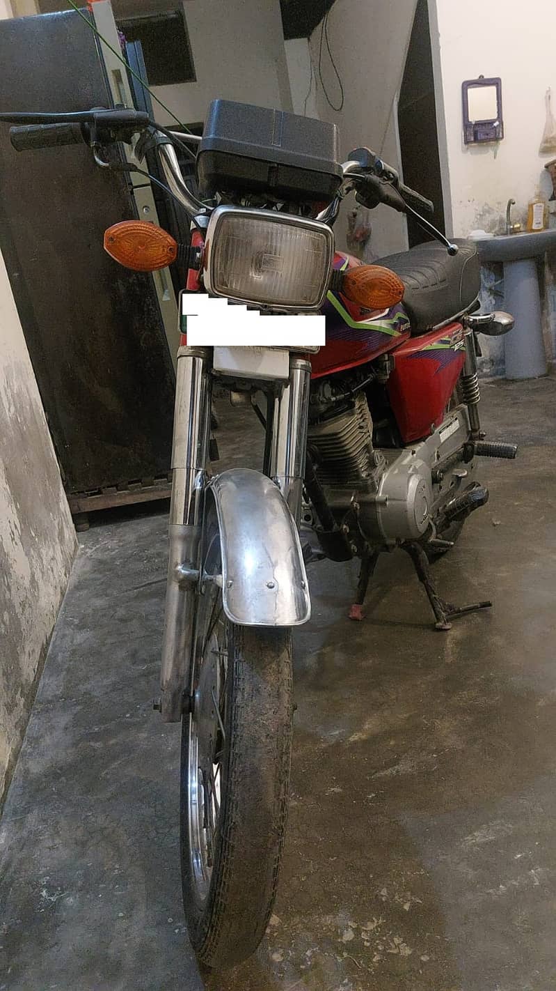 Honda CG 125 2015 Model For Sale 4