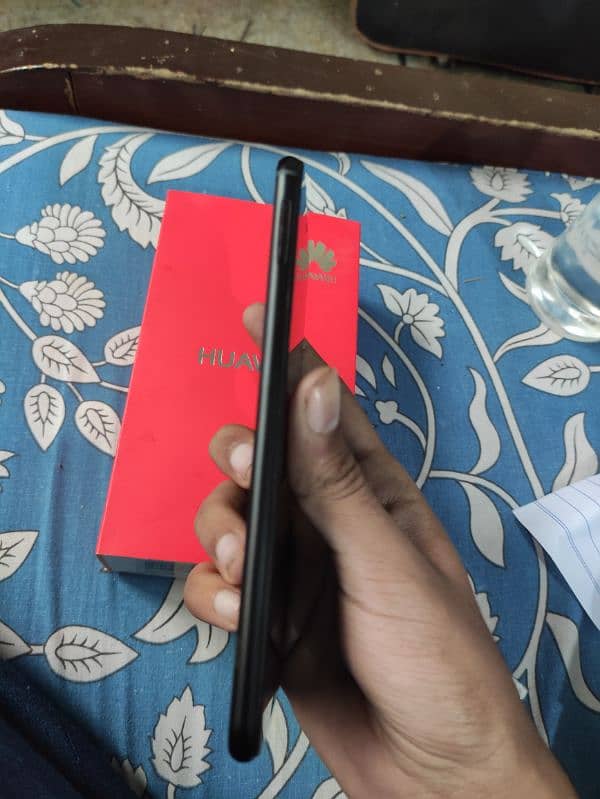 Huawei p20 lite 6gb64gb for sale 03214937603 6