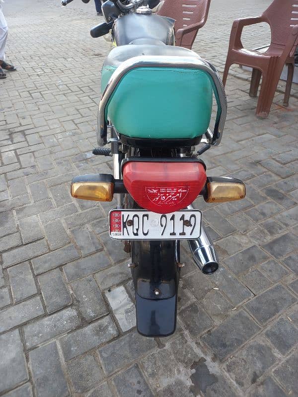 assalam alkuam I'm selling honda cd 70 ok bike hai 2