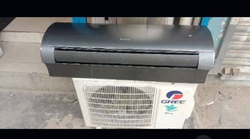 Gree 1.5 ton DC inverter heat and cool 2