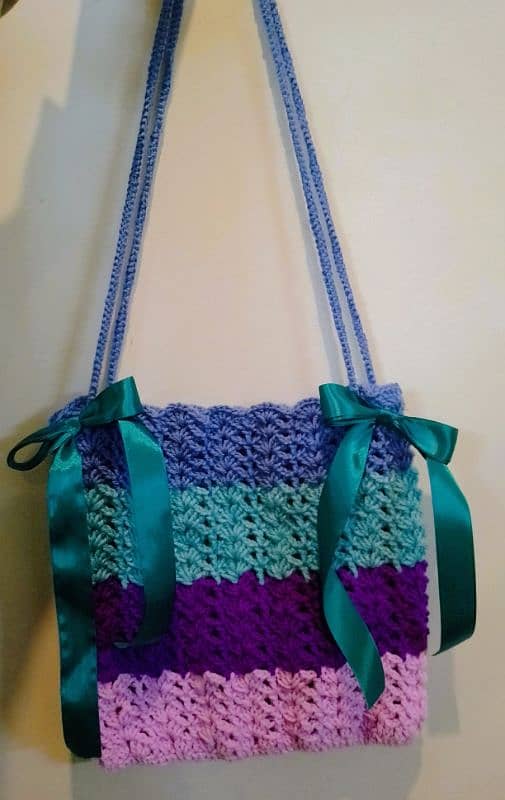 cute crochet shoulder bag 0