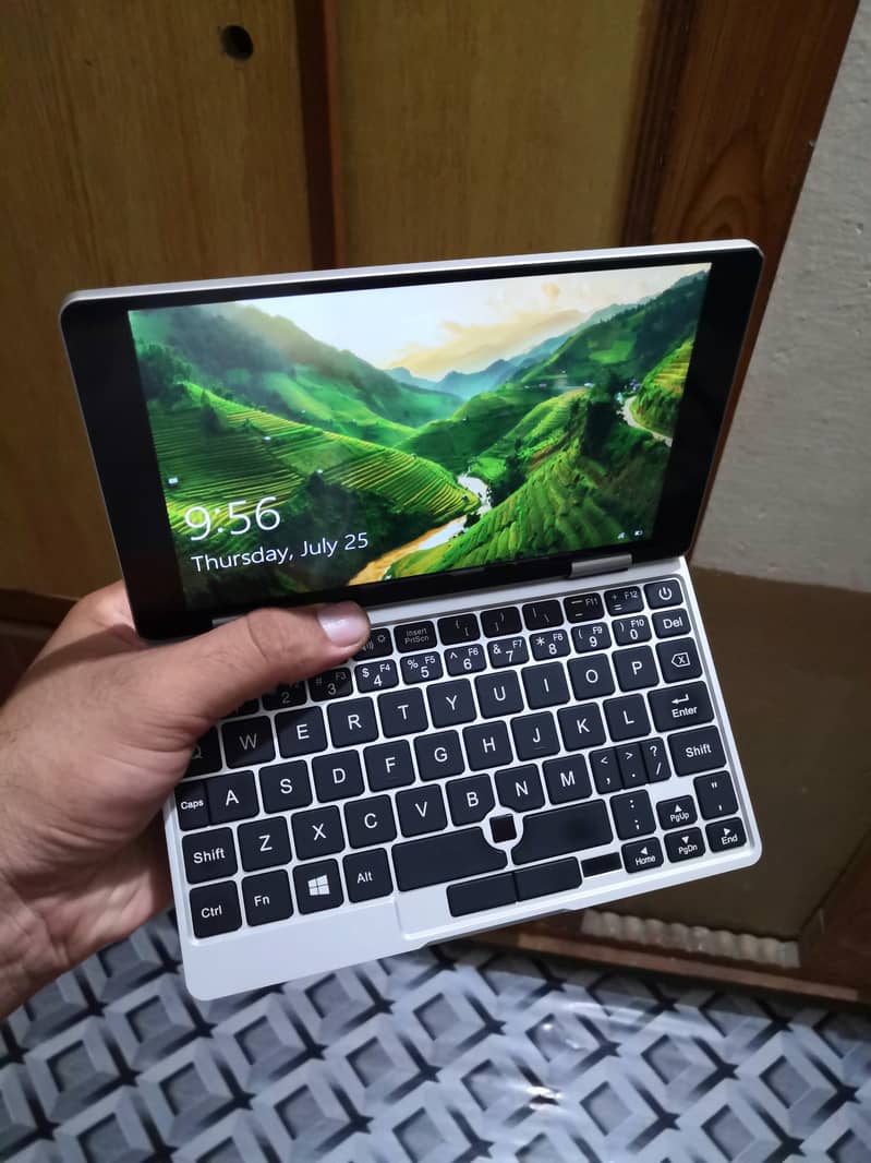 Mini Pocket Laptop 0