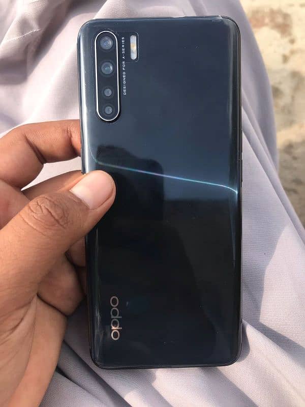 oppof15 256GB 8RAM With BOX and Charger No open and on repair 100% 2