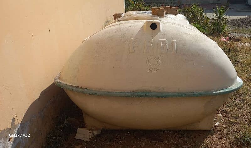 Fibre Water tank(1000 gallon) 1